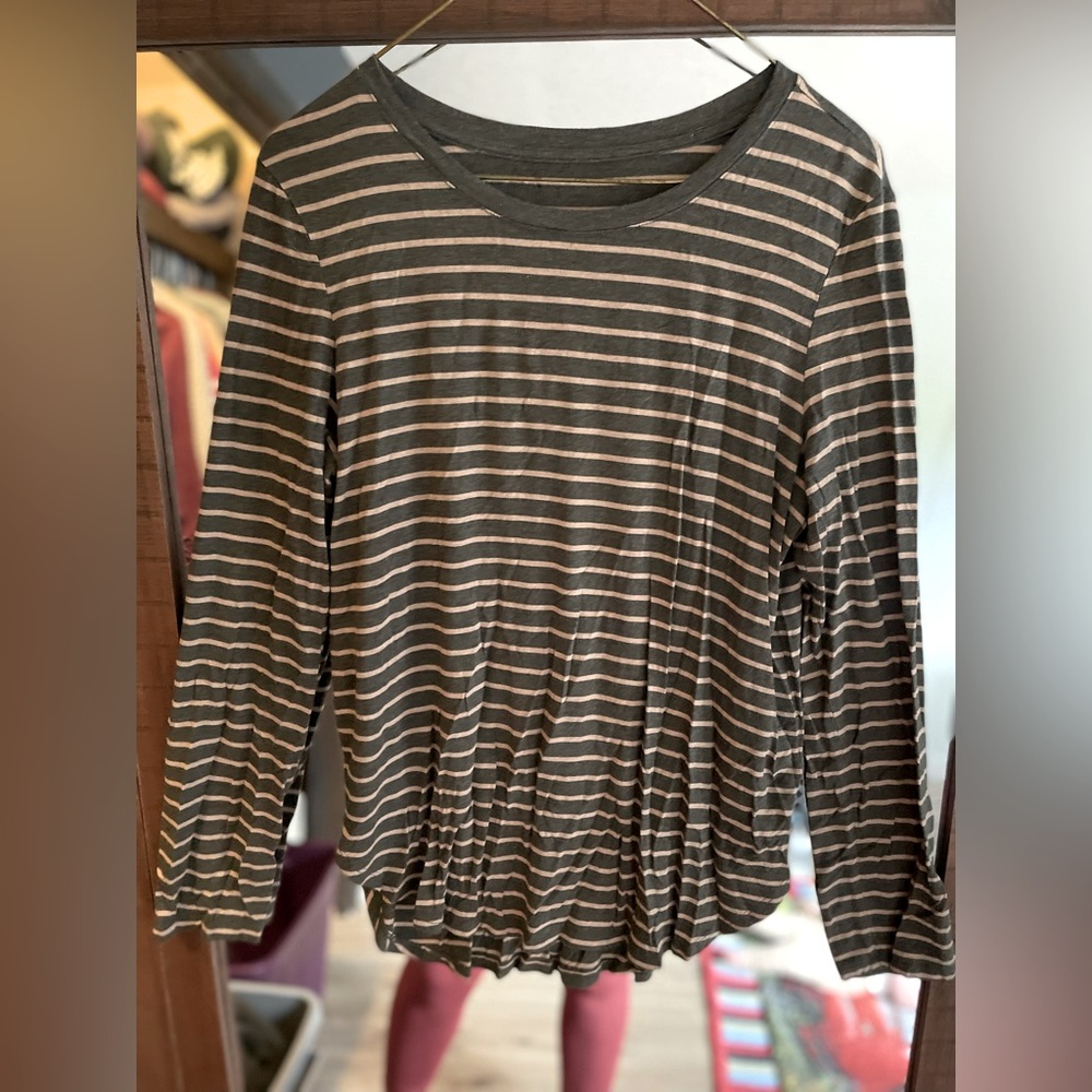 Green and cream long sleeve